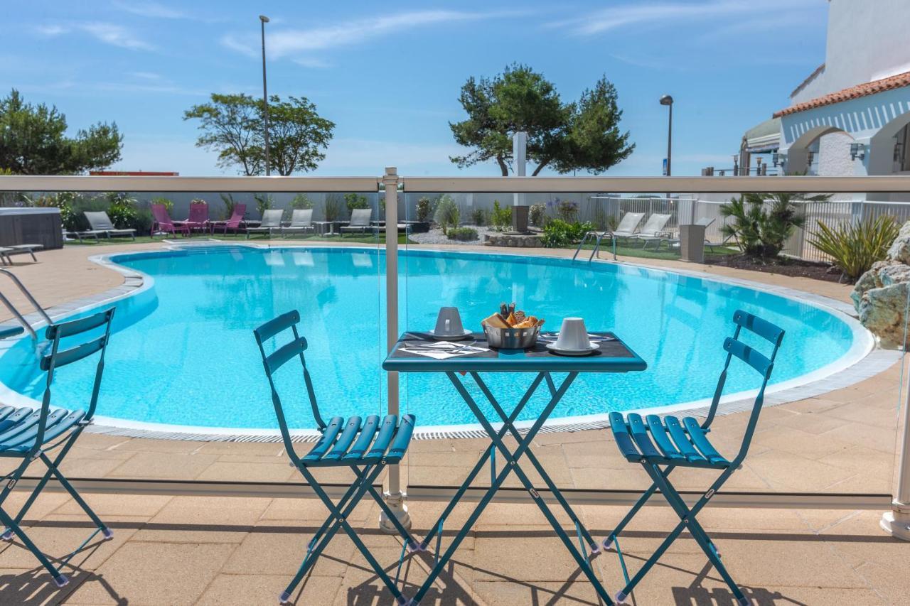 Hotel Restaurant Le Grand Large - Face A La Plage - Ile De Re Rivedoux-Plage Eksteriør billede