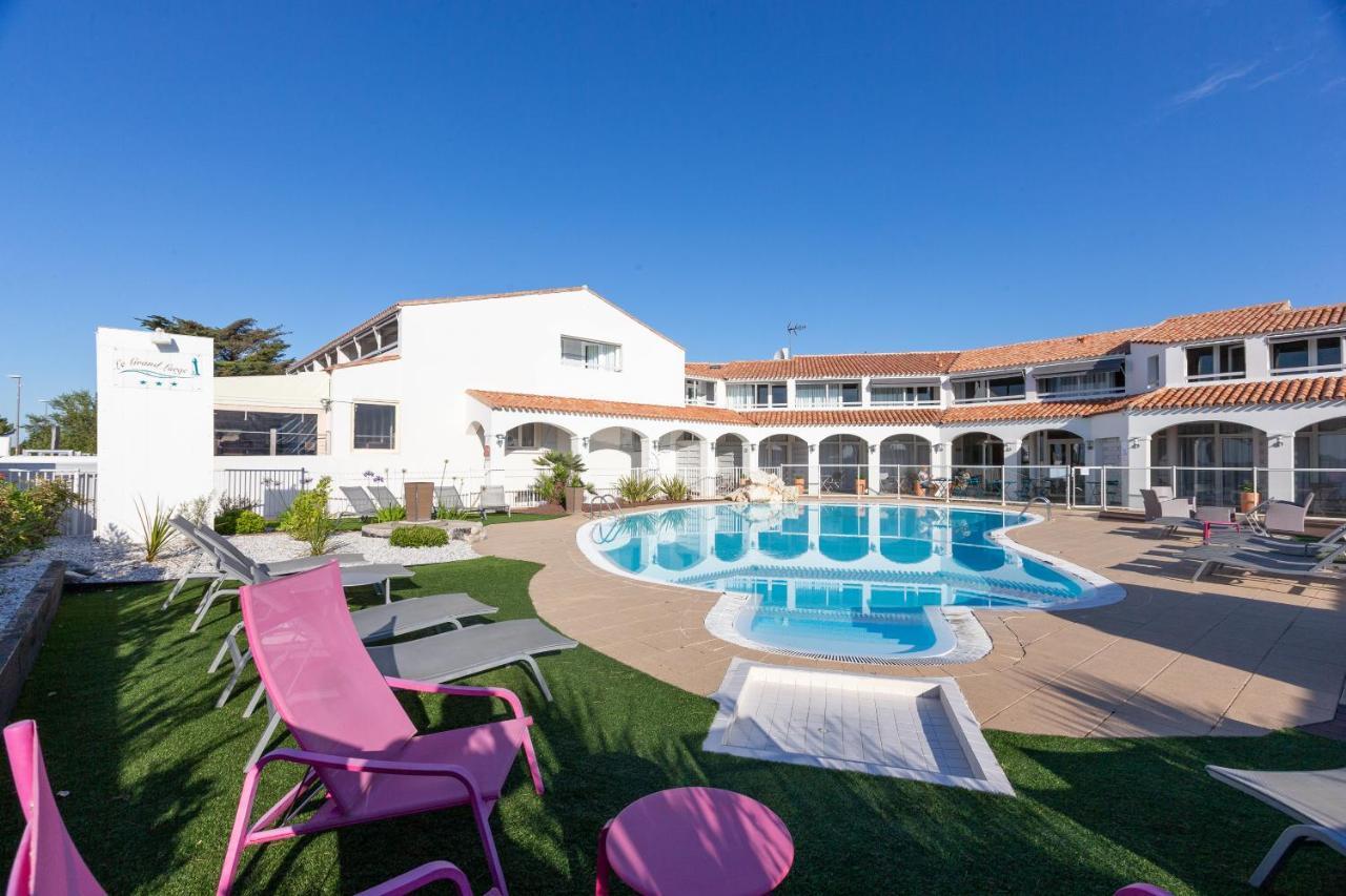 Hotel Restaurant Le Grand Large - Face A La Plage - Ile De Re Rivedoux-Plage Eksteriør billede