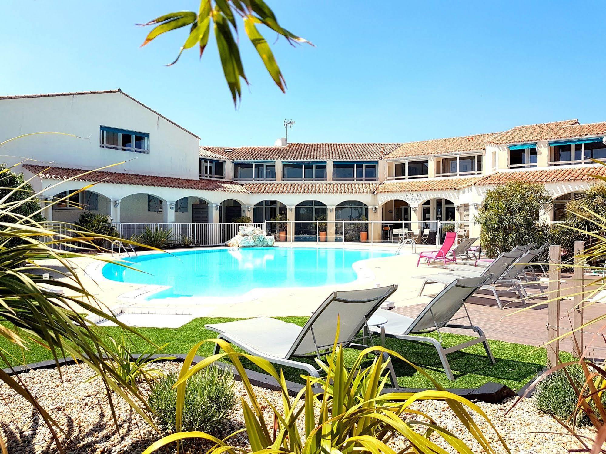 Hotel Restaurant Le Grand Large - Face A La Plage - Ile De Re Rivedoux-Plage Eksteriør billede