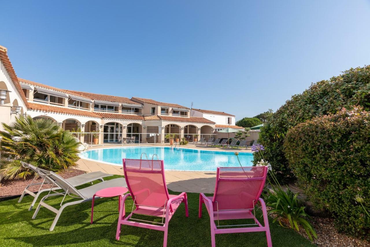 Hotel Restaurant Le Grand Large - Face A La Plage - Ile De Re Rivedoux-Plage Eksteriør billede
